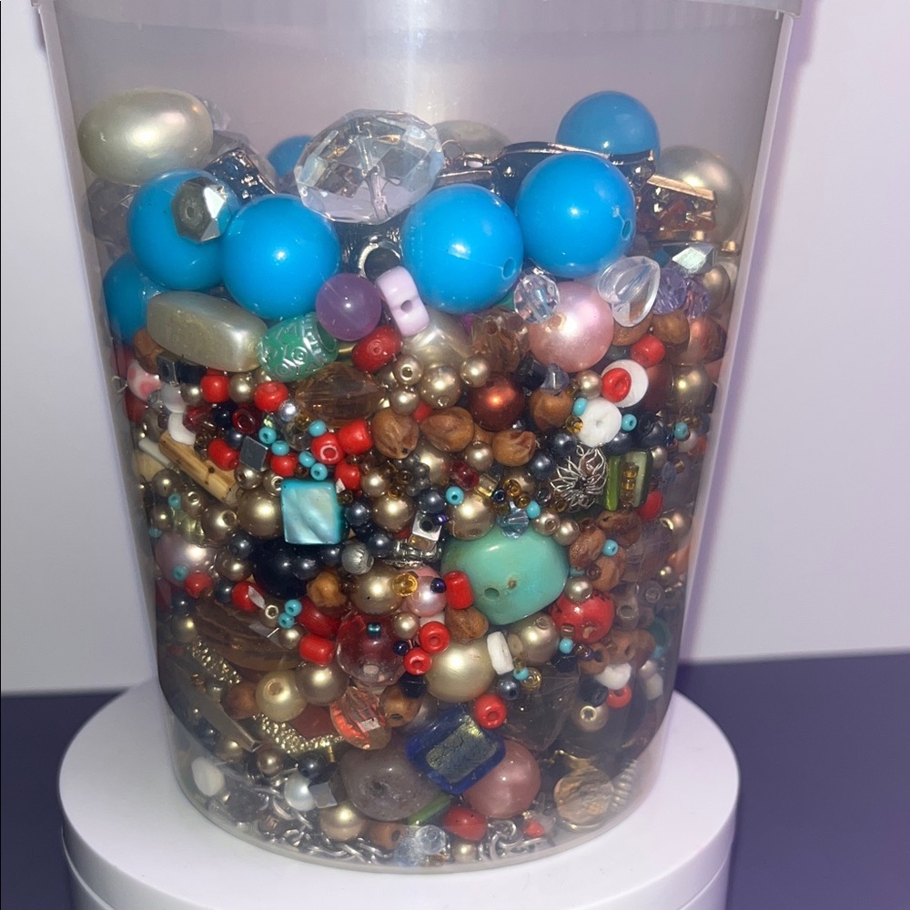 Mixed Bead Collection - Picture 3 of 6